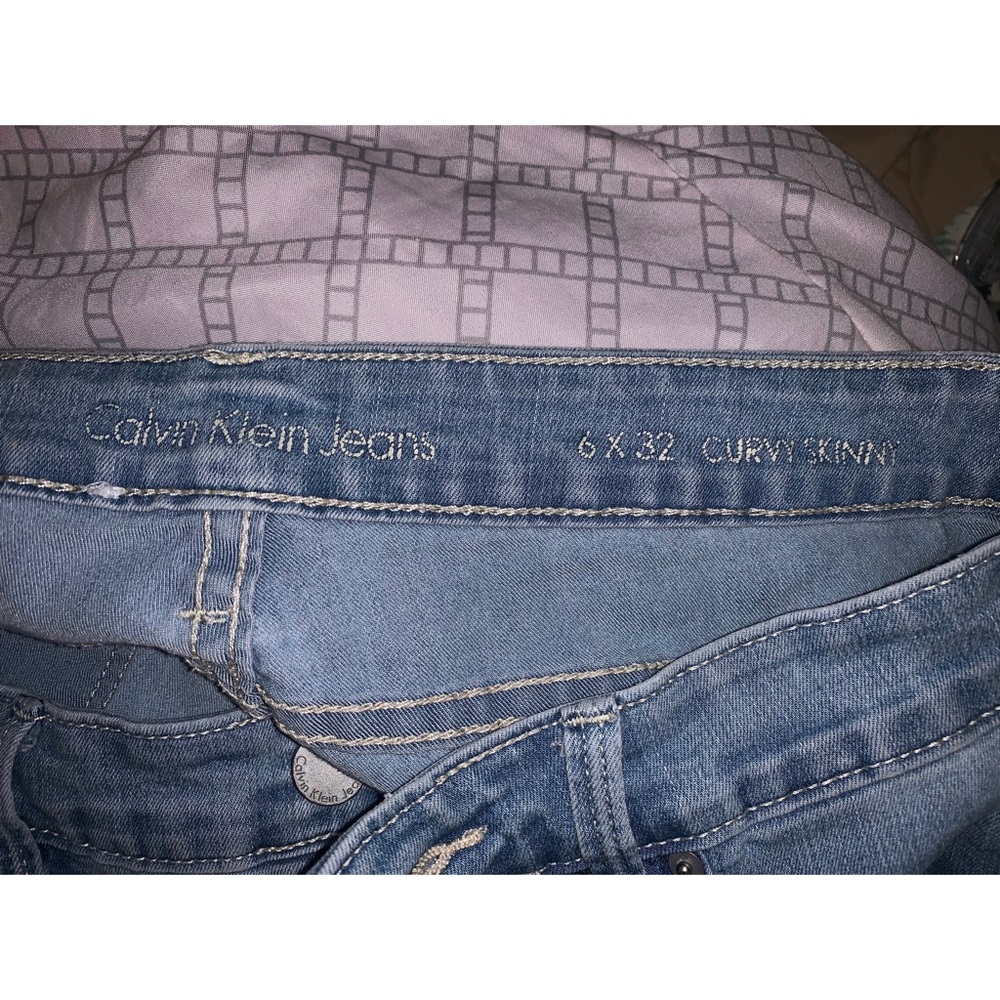 Calvin Klein Jeans - Picture 3 of 3